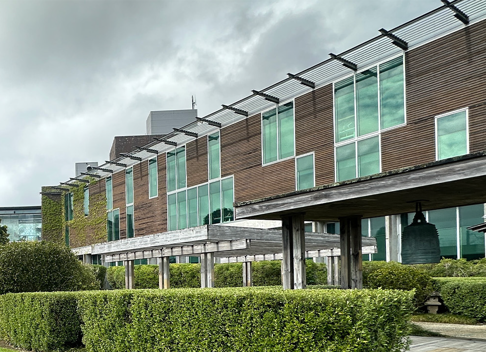 Holland Landscaping maintained garden and hedge on an Auckland university campus